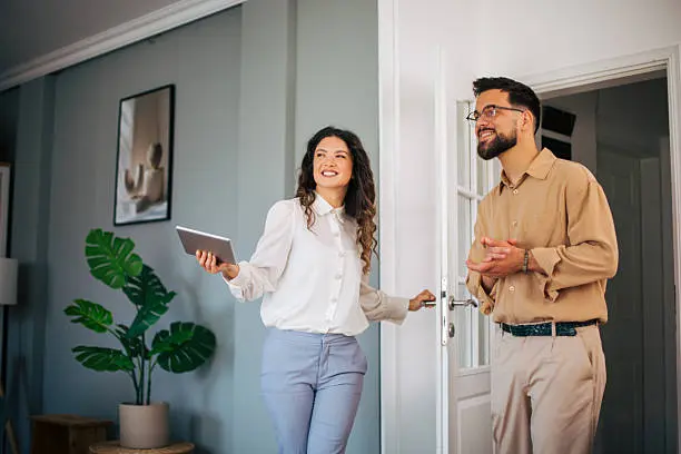 Real Estate Leasing Assistant